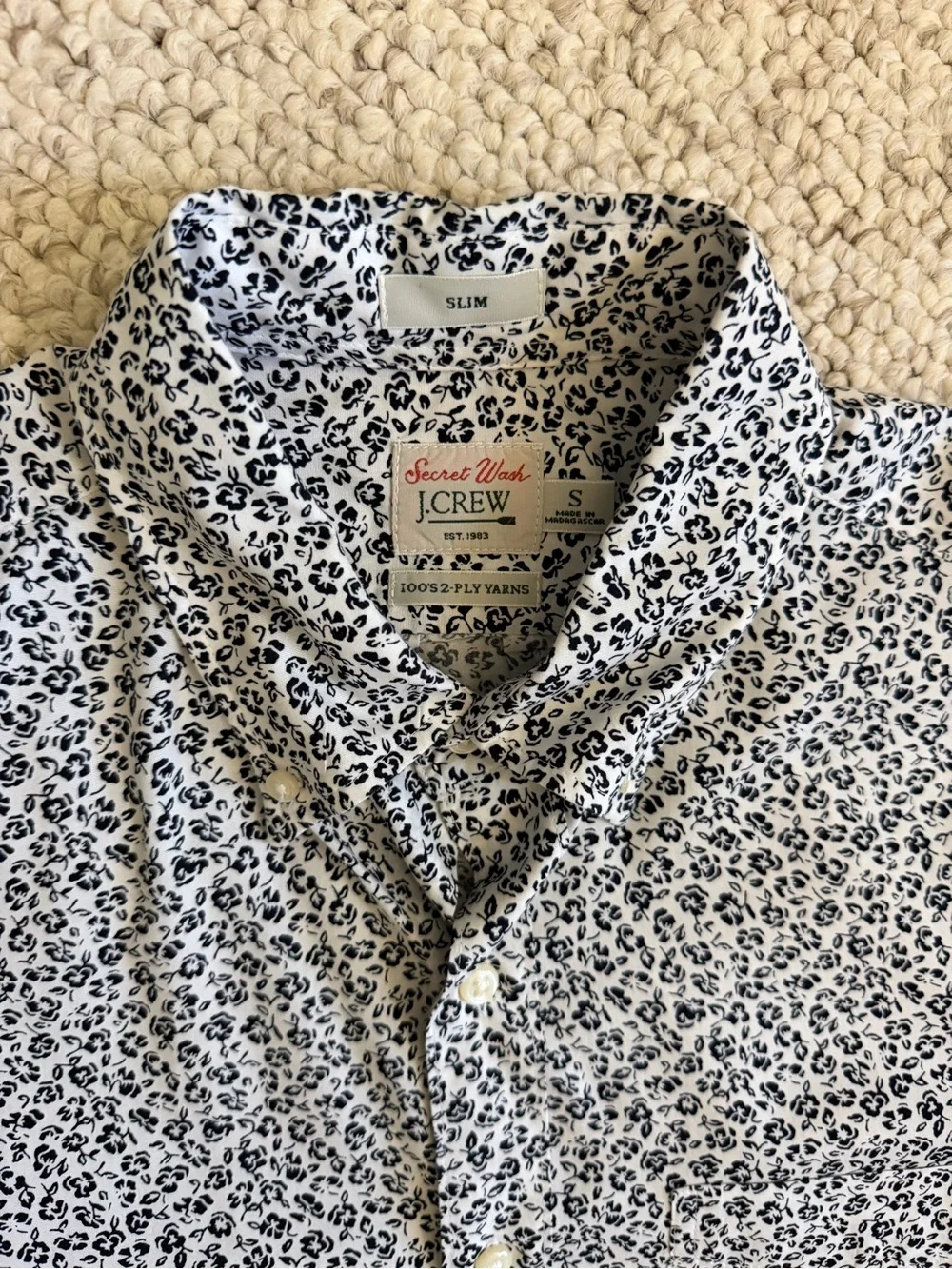 J. Crew Men's Short Sleeve Button Down Secret Wash Slim Fit Shirt - Small